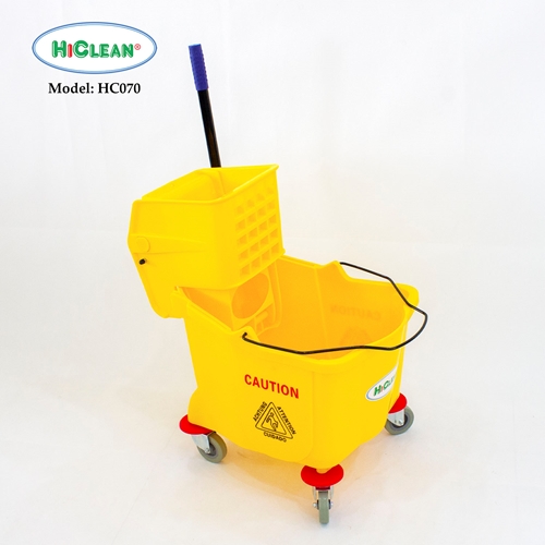 Xe vắt nước 1 xô HiClean HC 070 0